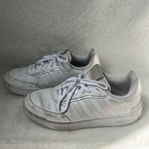 Adidas Cloudfoam White Shoes - Picture 3 of 7